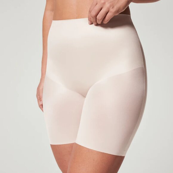 NWT Spanx Shaping Satin Mid-Thigh Short, L, Linen - Picture 6 of 11